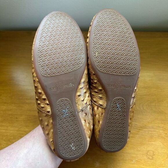 Yosi Samra Ariel Tan Leather Ostrich Print Closed Almond Toe Flat - Picture 7 of 8